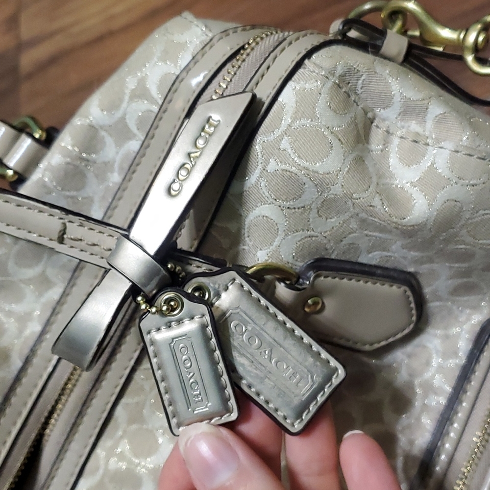 Coach Purse - Picture 3 of 8